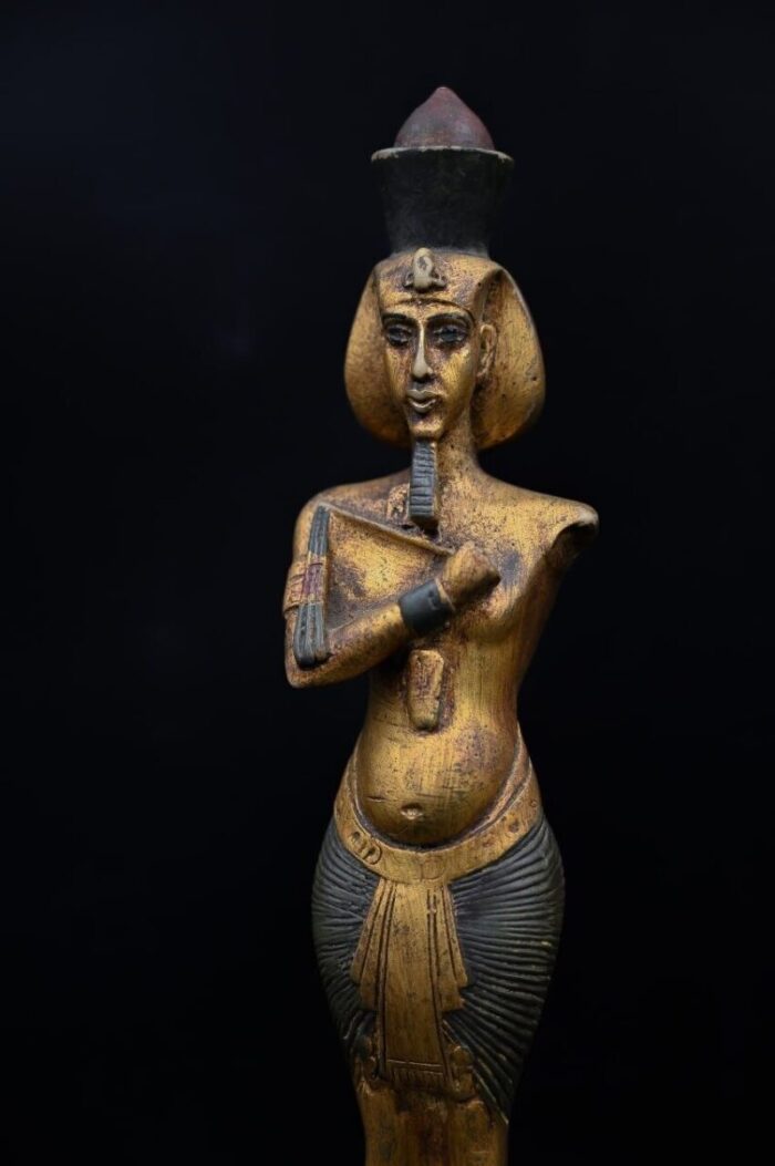 Akhenaten Statue: Egyptian Pharaoh Sculpture