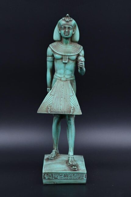 Ancient King pharaoh statue made in Egypt Antique Replica Egyptian Home Decor