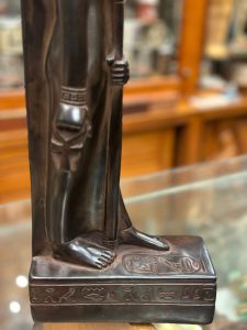 Black Basalt Sekhmet Statue – Egyptian Goddess of War Sculpture - صورة إضافية 3