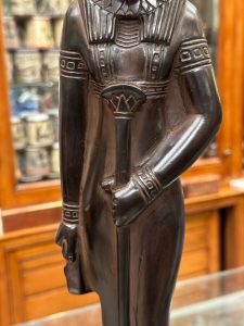 Black Basalt Sekhmet Statue – Egyptian Goddess of War Sculpture - صورة إضافية 9