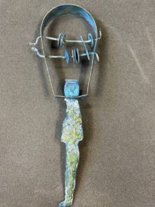 Brass Hathor Sistrum – Egyptian Goddess of Love & Beauty - صورة إضافية 6