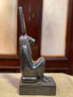 Egyptian Goddess Sekhmet Statue, Altar Decor, Made in Egypt - صورة إضافية 4