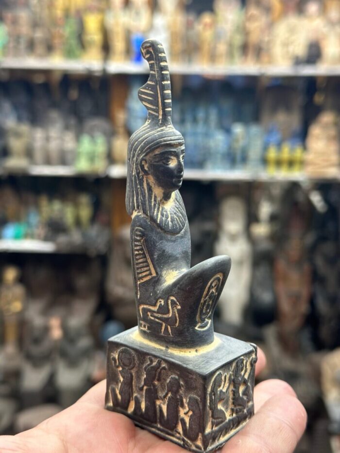 Goddess Maat Statue – Egyptian Mythology, Truth & Justice
