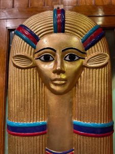 Gold Leaf Hathor Mask, Egyptian Goddess Sculpture, Made in Egypt - صورة إضافية 4