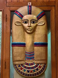 Gold Leaf Hathor Mask, Egyptian Goddess Sculpture, Made in Egypt - صورة إضافية 5