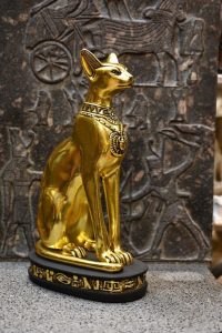 Golden Bastet Statue, Egyptian Goddess of Protection, Replica - صورة إضافية 7