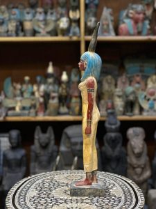 Hathor-Goddess of heaven, love, beauty, happiness and fertility in ancient Egyptian mythology-sculpture antiques statue - صورة إضافية 4