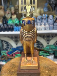 Horus Statue: Egyptian God of Protection, Gold Leaf Stone Sculpture - صورة إضافية 8