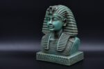 King Tutankhamun Mask: Egyptian Museum Replica - صورة إضافية 5