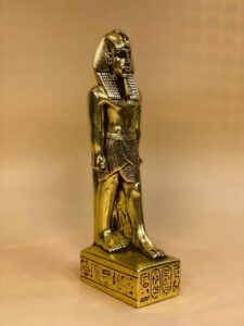 Tutankhamun Statue