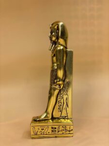 Tutankhamun Statue