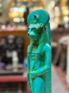 Marvelous sekhmet statue by skilled Egyptian hands made in Egypt - صورة إضافية 10