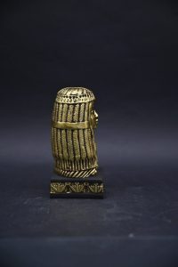 Pretty Tuya statue-Queen of Egypt - Egyptian antique- mythology-handcraft-sculptures stuff-unique piece - صورة إضافية 4