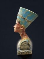 Queen Nefertiti Egyptian Statue
