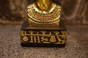 Queen Nefertiti Statue: Gold Leaf Egyptian Replica, Home Decor - صورة إضافية 4