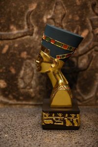 Queen Nefertiti Statue: Gold Leaf Egyptian Replica, Home Decor - صورة إضافية 6
