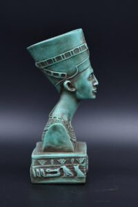 Nefertiti Head Statue