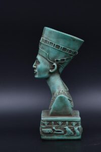 Nefertiti Head Statue