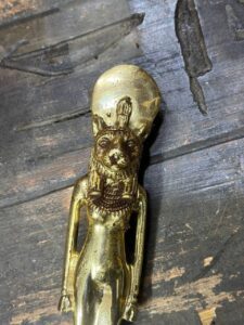 Sekhmet Statue – Egyptian Goddess of War, Gold Leaf Replica - صورة إضافية 10