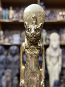 Sekhmet Statue – Egyptian Goddess of War, Gold Leaf Replica - صورة إضافية 3