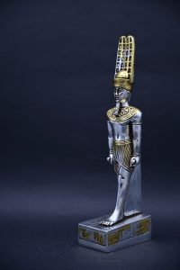 Silver Leaf Amun Ra Statue – Egyptian Mythology Stone Sculpture - صورة إضافية 6
