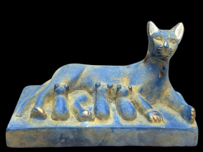 Stone Bastet Statue: Egyptian Goddess Decor