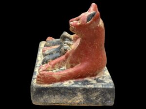 Egyptian Cat Goddess Bastet Statue
