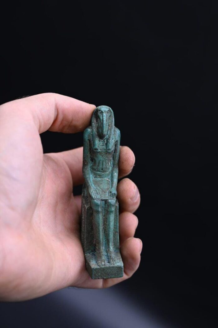 Stone Thoth Statue: Egyptian God of Wisdom Decor