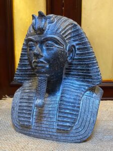 Tutankhamun Statue: Egyptian Pharaoh Stone Decor - صورة إضافية 6