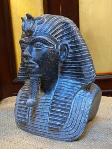 Tutankhamun Statue: Egyptian Pharaoh Stone Decor - صورة إضافية 7