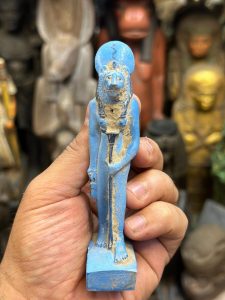 Vintage Sekhmet statue-made of Faience - goddess of war-sculpture amulet--ancient Egyptian goddess-Egyptian religion-mythology - صورة إضافية 2