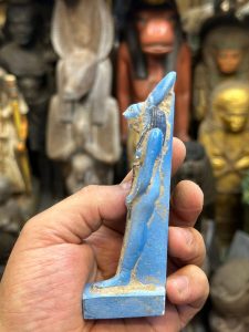 Vintage Sekhmet statue-made of Faience - goddess of war-sculpture amulet--ancient Egyptian goddess-Egyptian religion-mythology - صورة إضافية 4