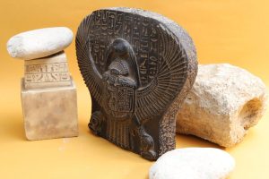 Winged Scarab Stone Carving, Egyptian Protection Symbol - صورة إضافية 4