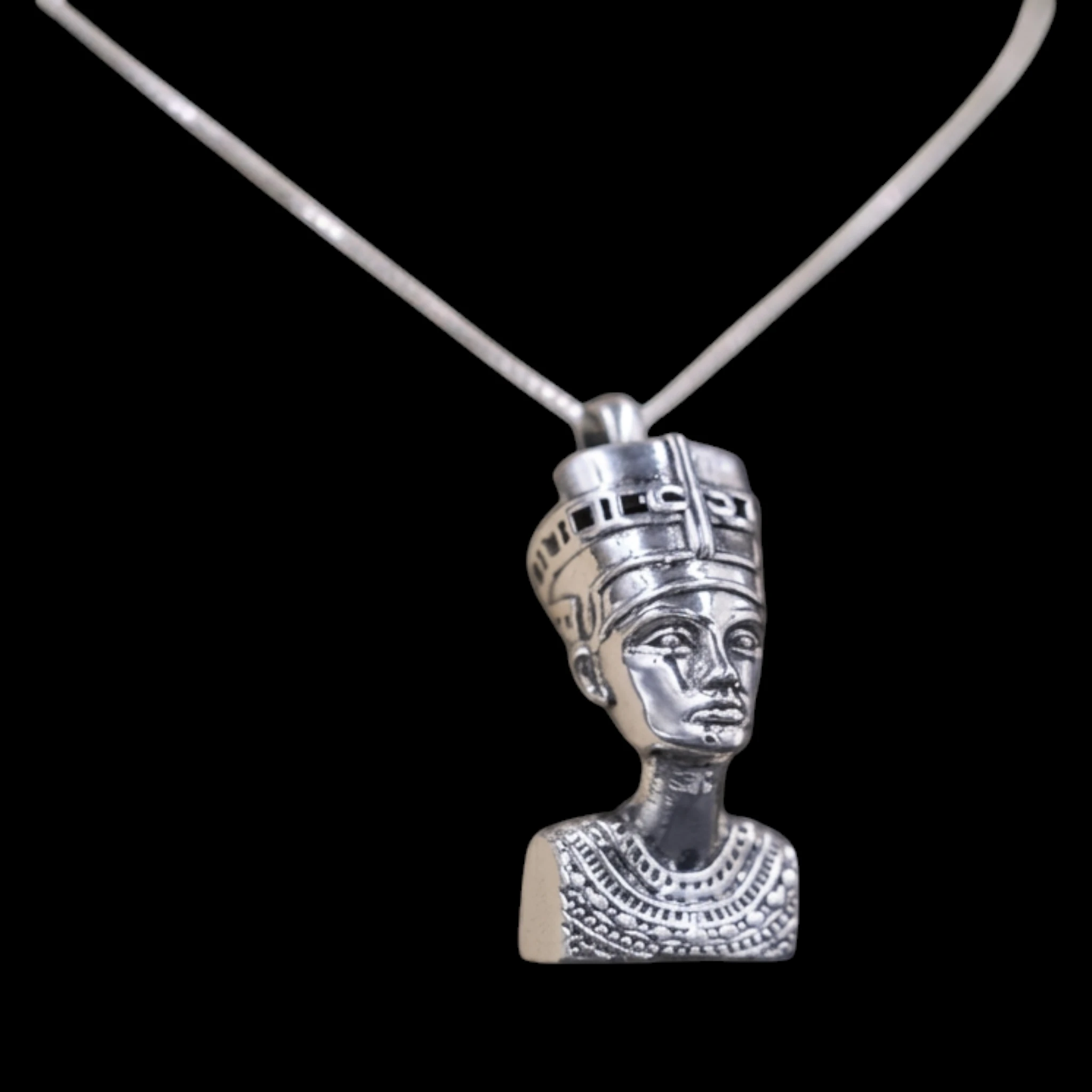 Silver Nefertiti Amulet, Egyptian Queen Statuette