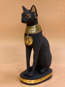 Handmade Bastet Statue: Egyptian Goddess of Home Decor - Image 3