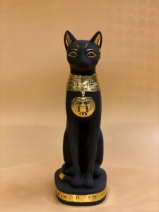 Handmade Bastet Statue: Egyptian Goddess of Home Decor - Image 8
