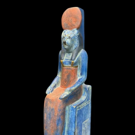 Pretty sekhmet statue sitting