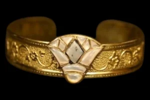 Handmade Egyptian Lotus Flower Bracelet, Copper with Turquoise Lapis Lazuli Gemstones - Image 7