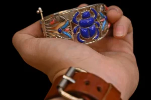 amazing bracelet-King Tutankhamun bracelet-Replica-Egyptian antiques Treasures of Black Land-Made of pure silver and Lapis lazuli stone - Image 8